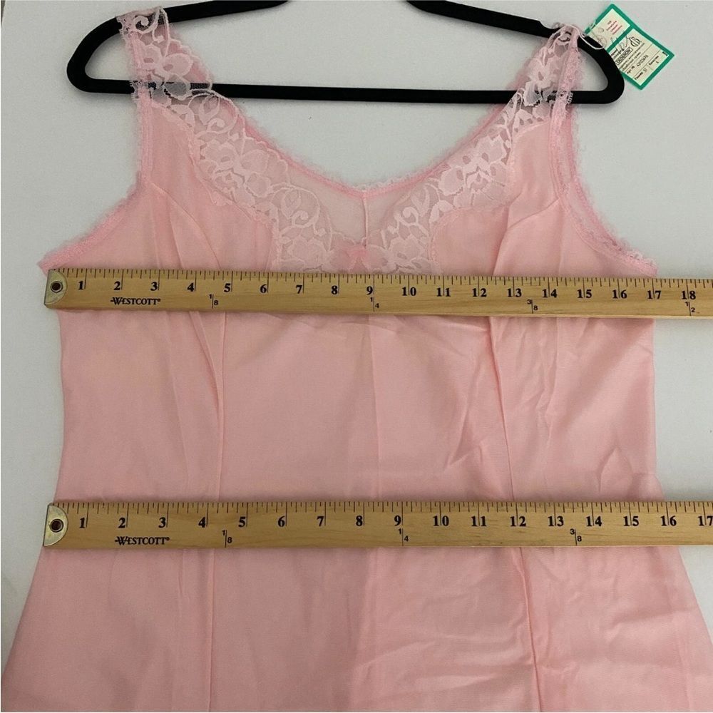 🎀Vintage Deadstock🎀 Elegant Baby Pink Lace Trim Nightie Slip Dress Chemise Lg - Picture 9 of 11